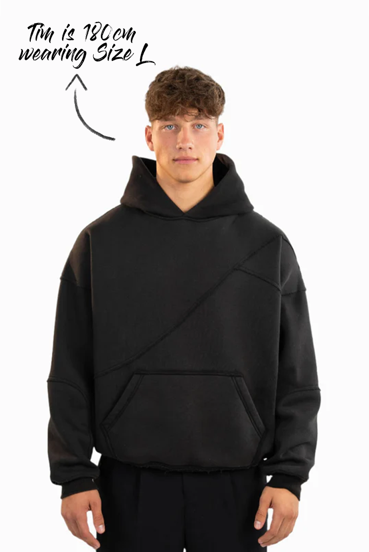 BLACK ESSENTIAL HOODIE