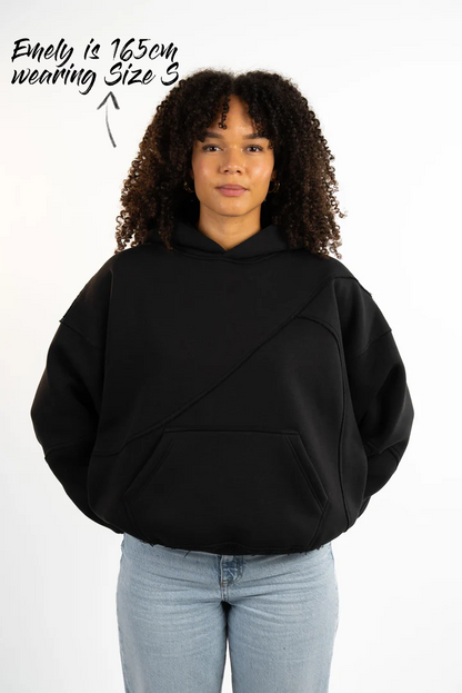 BLACK ESSENTIAL HOODIE