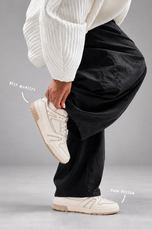 ENDLESSAMORE SNEAKER